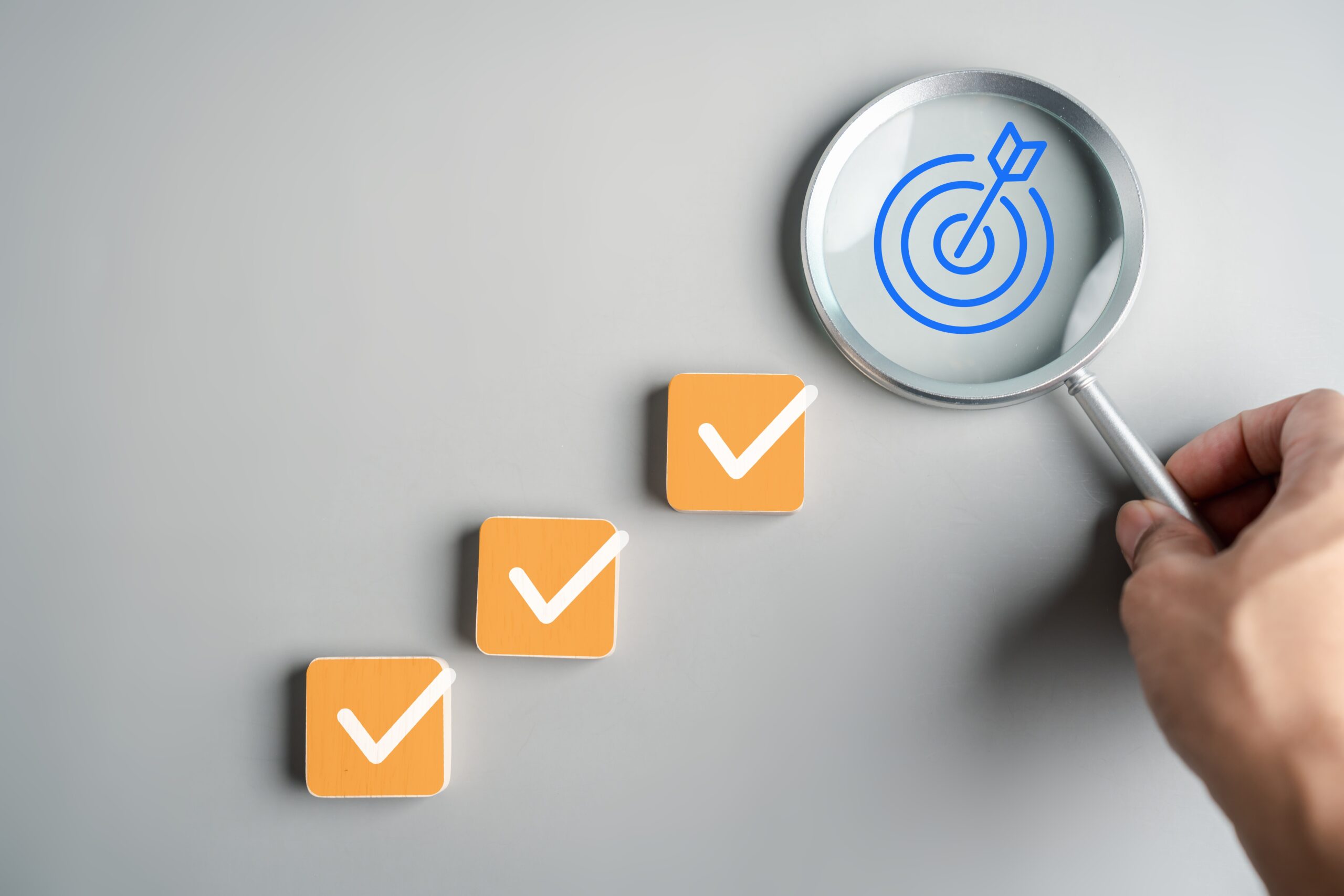 Planning,Checklist,Goal,Target,In,Magnifying,Glass,,Project,Planning,,Strategic